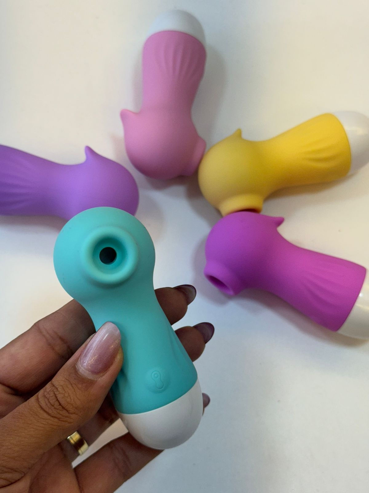 SUGADOR POCOTÓ SI AZUL TIFFANY 10 MODOS 7547