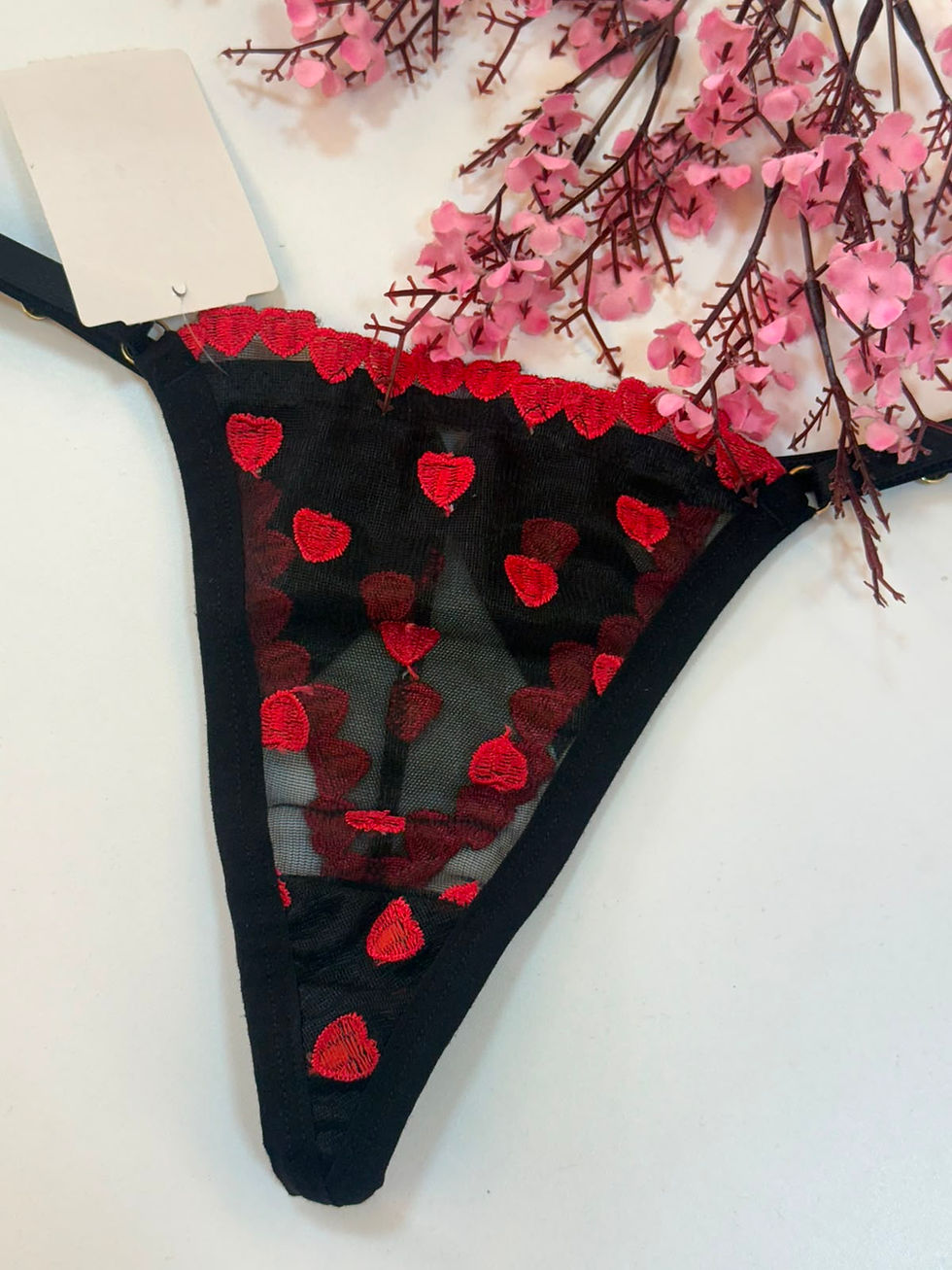 Miniatura: CALCINHA FIO TULE CORAÇÕÊS  LAÇO PRETO C/VERMELHO U