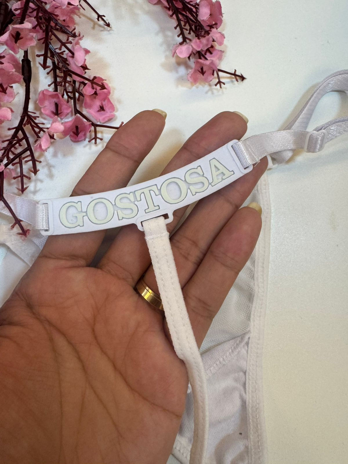 CALCINHA FRASES NEON GOSTOSA BRANCA