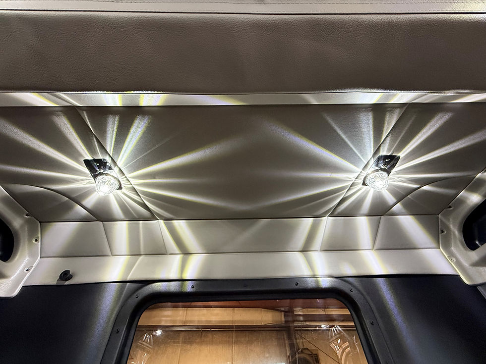 Thumbnail: Plug & Play 589 dome and headliner lights