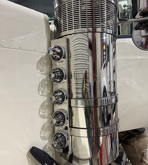 589 Peterbilt breather panels & comps | Nu-Gen Industries