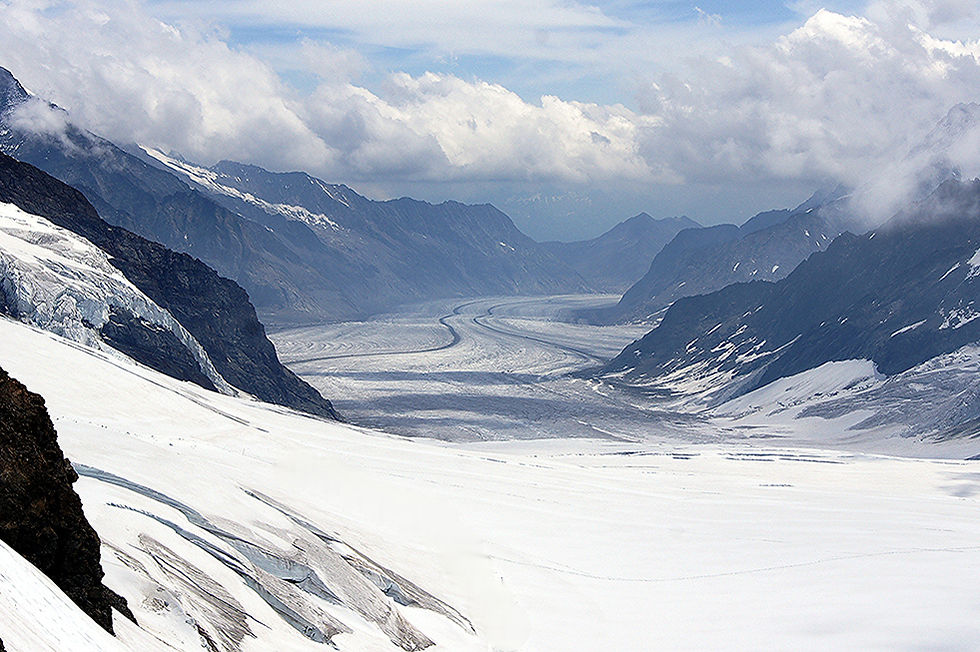 The Great Aletsch Glacier, Switzerland. Photographer: Eduardo Cabanas | iStock.
