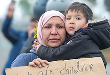 bigstock-Hundreds-Of-Migrants-And-Refug-