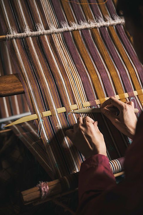 Weaving on a loom