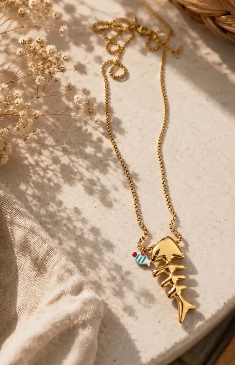 Thumbnail: Aegean Fishbone Necklace