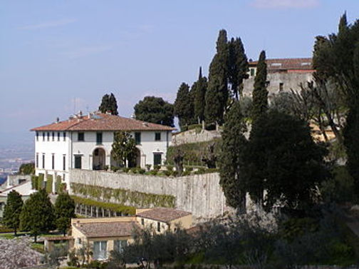 360px-Villa_Medici_a_Fiesole_1.jpg