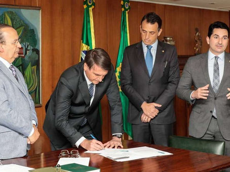 Sancionada lei que permite extinguir dívidas de empresas do Simples Nacional