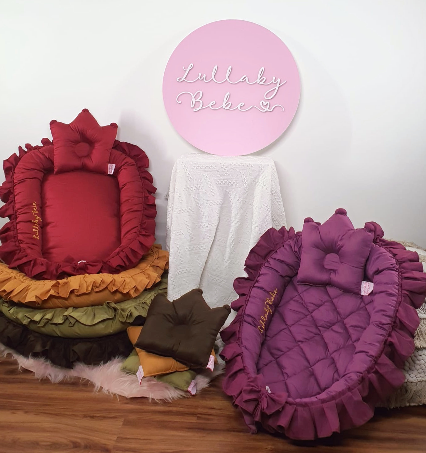 Ruffle Baby Nest
