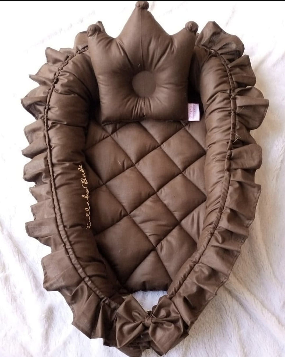 Thumbnail: Ruffle Baby Nest