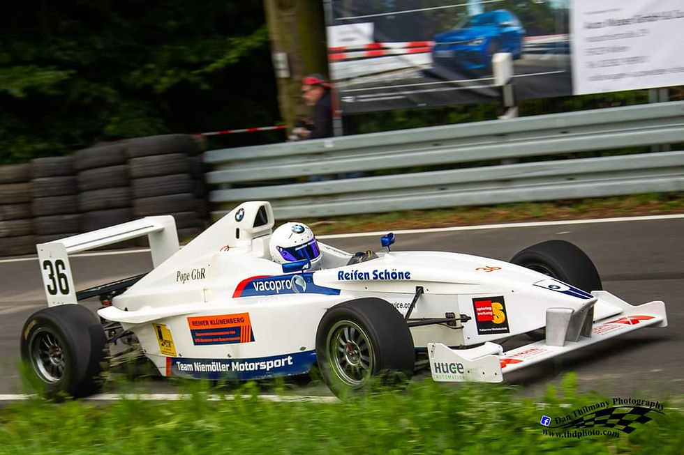 Olaf Niemöller auto.jpg