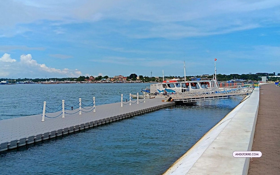 Puerto Princesa City Baywalk Park Palawan
