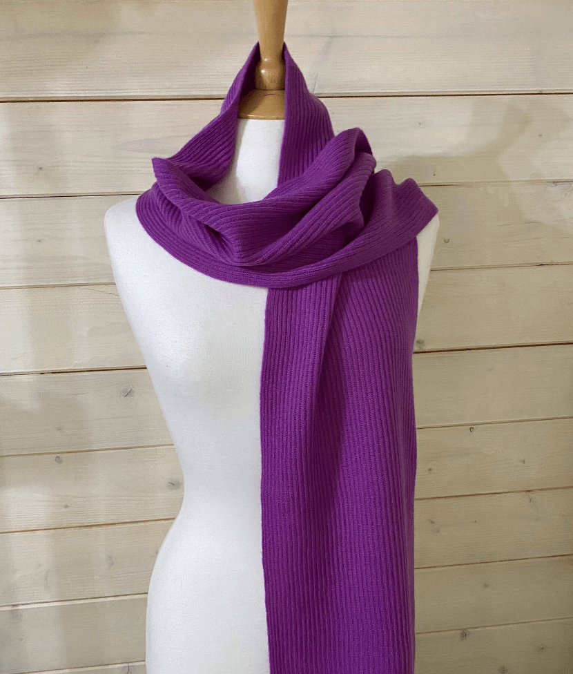 Thumbnail: Luxury 100% pure cashmere ribbed scarf