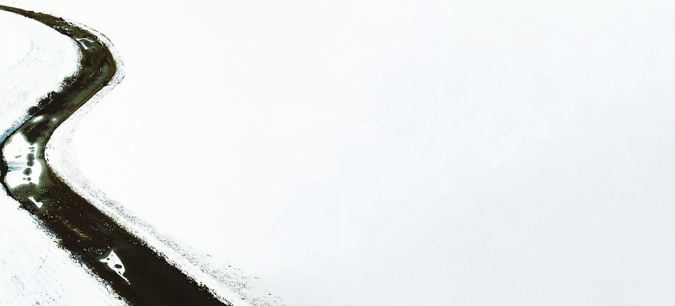 joshua-fuller-7N9nv514e3I-unsplash exten