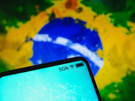 Brasil é vice-líder mundial em tempo de uso de internet; veja o ranking