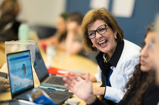 Participantes del Congreso Feuerstein en Guatemala 2026 interactuando en taller de educación especial  |  congreso feuerstein en guatemala 2026