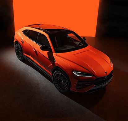 2025 Lamborghini Urus Adds Plug-in Hybrid Version Making Almost 800 HP