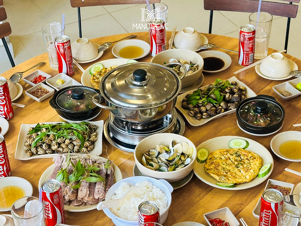 Menu hải sản được chế biến tinh tế để mỗi món ăn đều vẹn tròn hương vị.