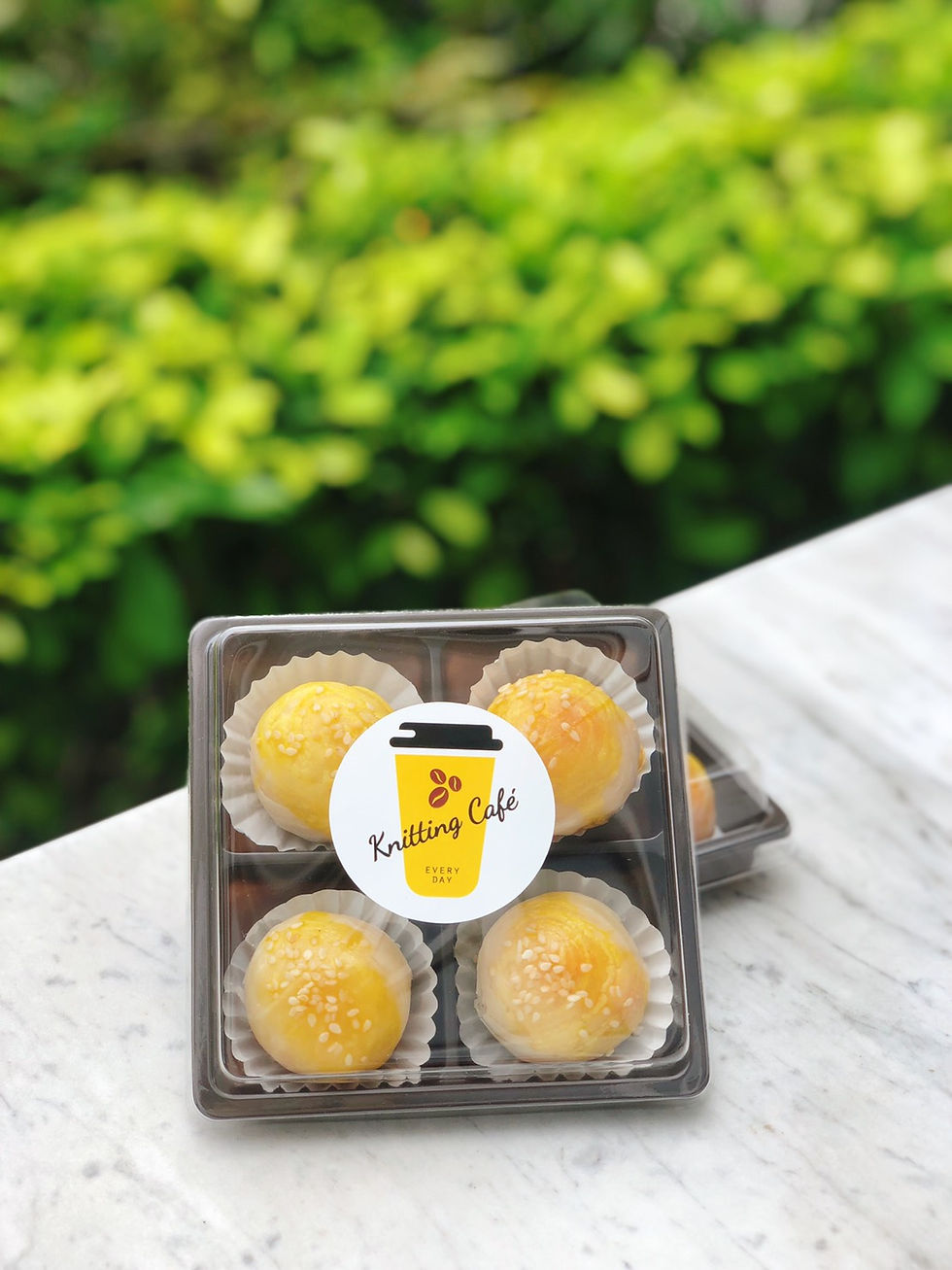 ขนมเปี๊ยะ กล่องเล็ก 4 ชิ้น