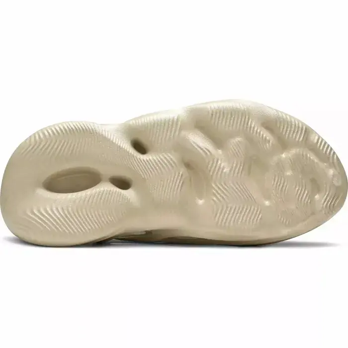 Thumbnail: Yeezy FoamRunner "Sand"