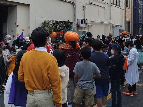 児童館ハロウィーンパレード開催のお知らせ