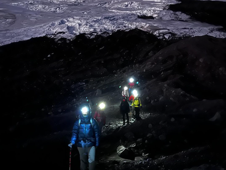 Beneficios de Entrenar en Montañismo Invernal: Desarrolla Habilidades para el Clima Extremo