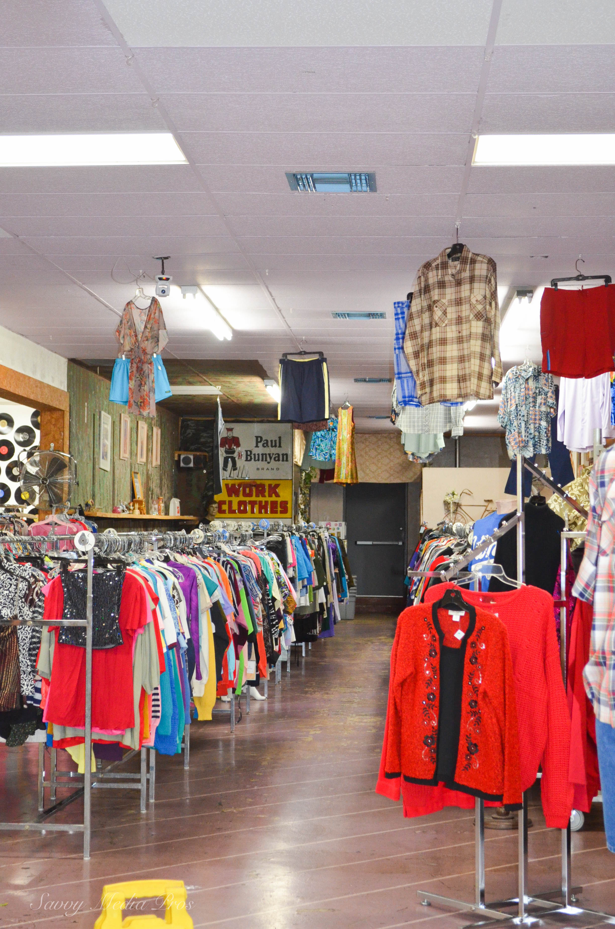 The Blues Estate Store / We Buy Estates / Estate Liquidators