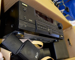141 KLH Audio Surround Sound System