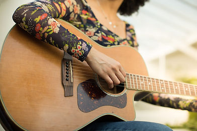 guitar-woman-956a7006-scaled.jpeg