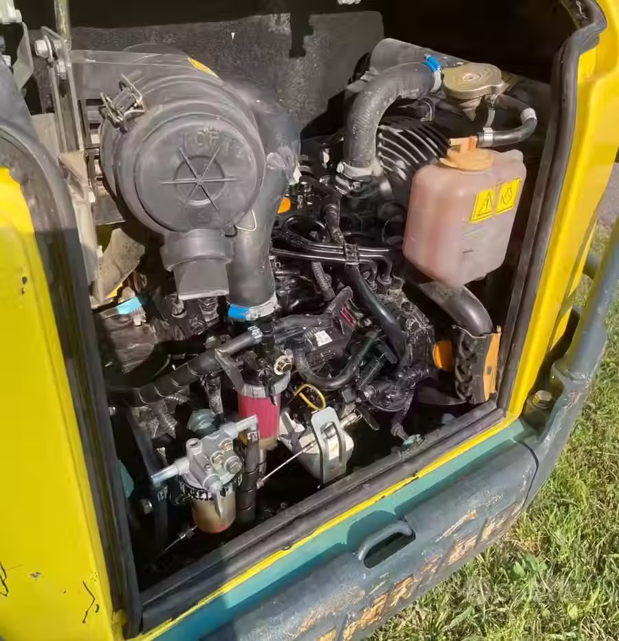 Thumbnail: YANMAR B15-3 anno 2005 ore 1950 (VENDUTO)