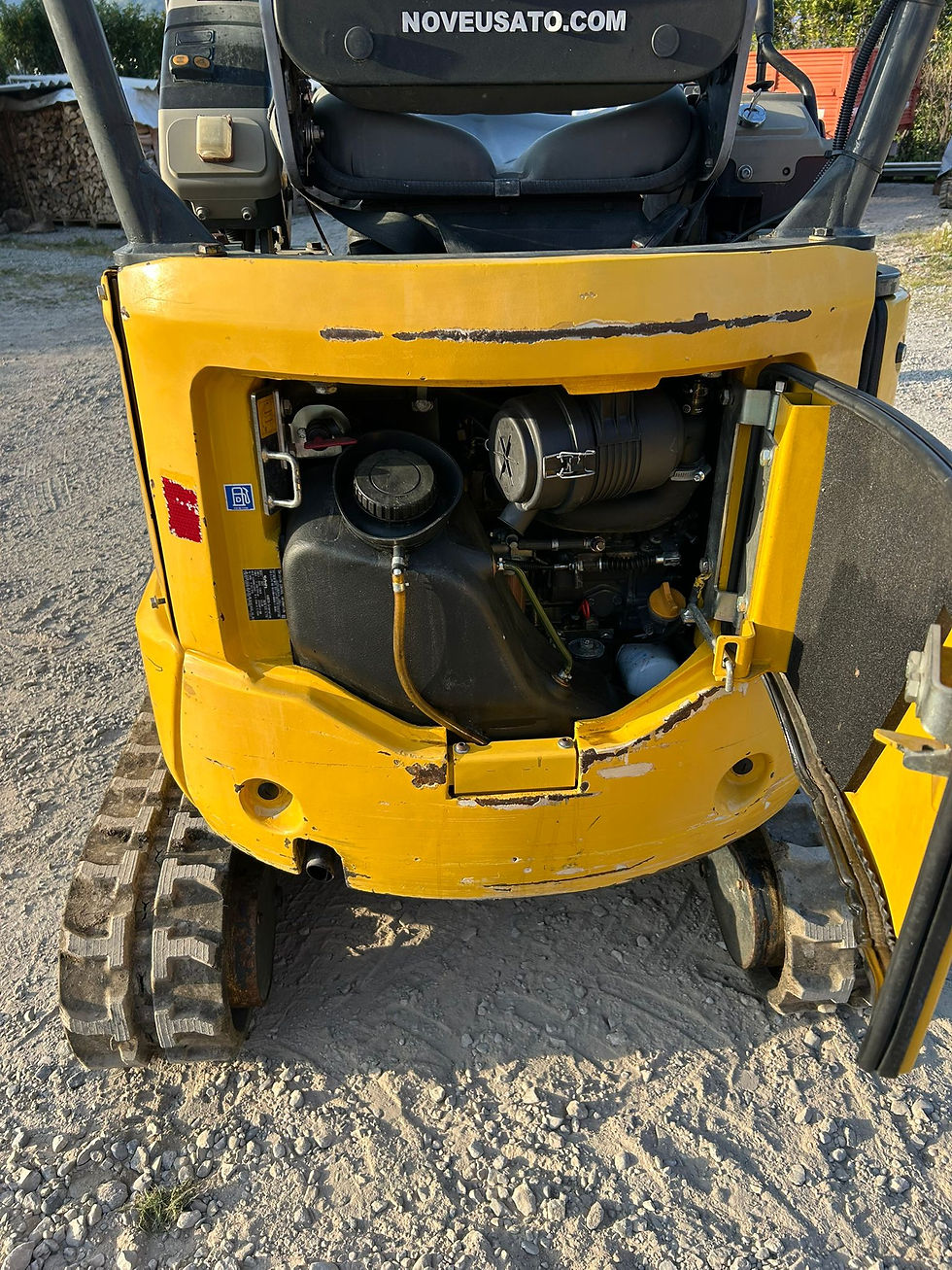 Miniatura: Miniescavatore KOMATSU PC16 MR-3 HS – Anno 2010