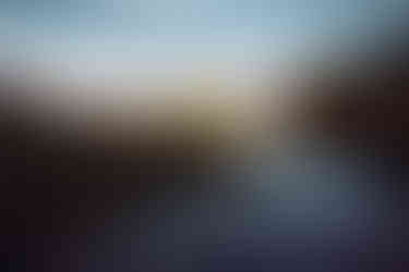 Idyllischer See am KulturGut Wrechen, umgeben von unberührter Natur – die perfekte Kulisse für eine DIY-Hochzeit.