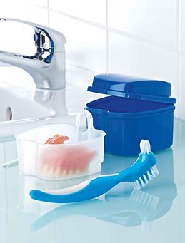 kit-de-limpieza-para-protesis-dentales-c