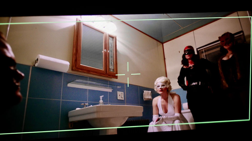 Lady Hunters - A Fox, a Pirate, and Marilyn Monroe