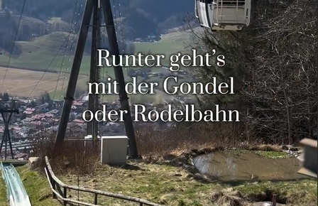 Eine Gondel und Rodelbahn