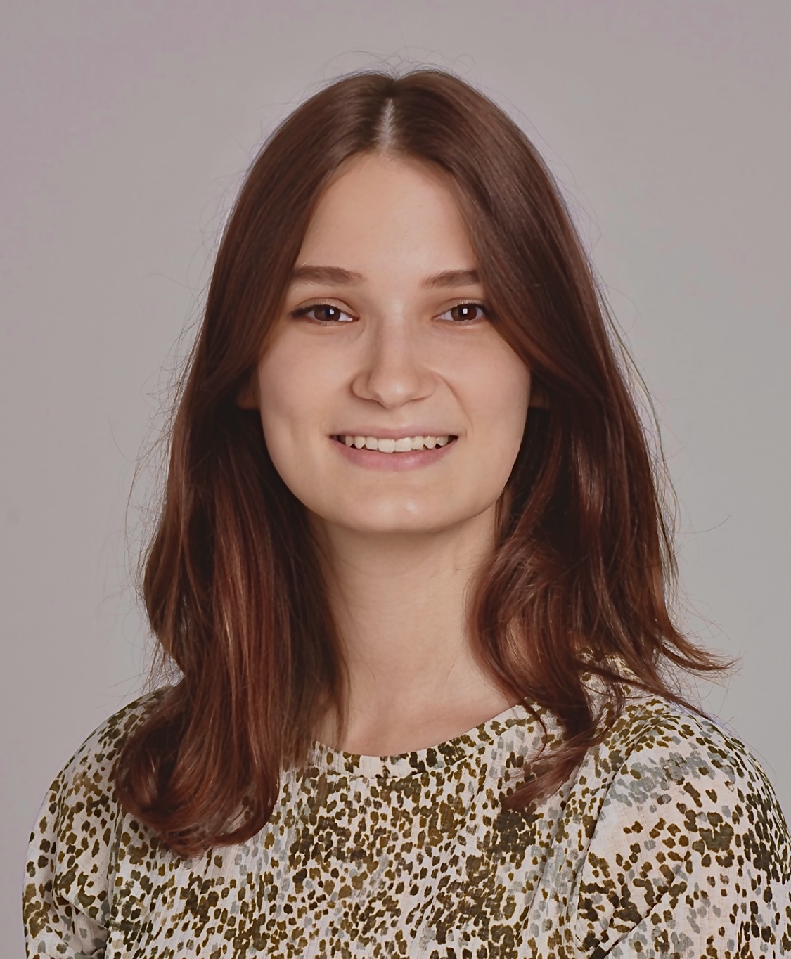 Writer: Rachel Hohe
