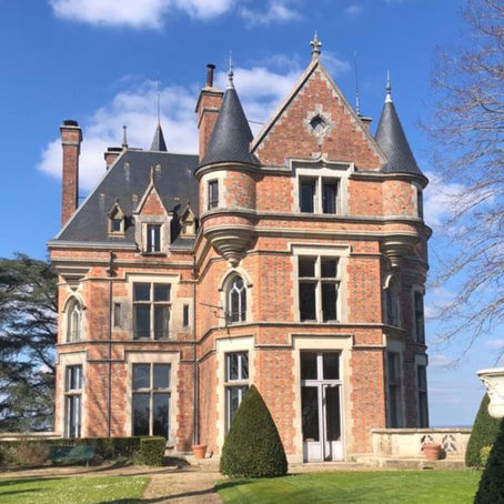 BELLE VENTE DU MOBILIER DU CHÂTEAU DE SANCERRE ! 