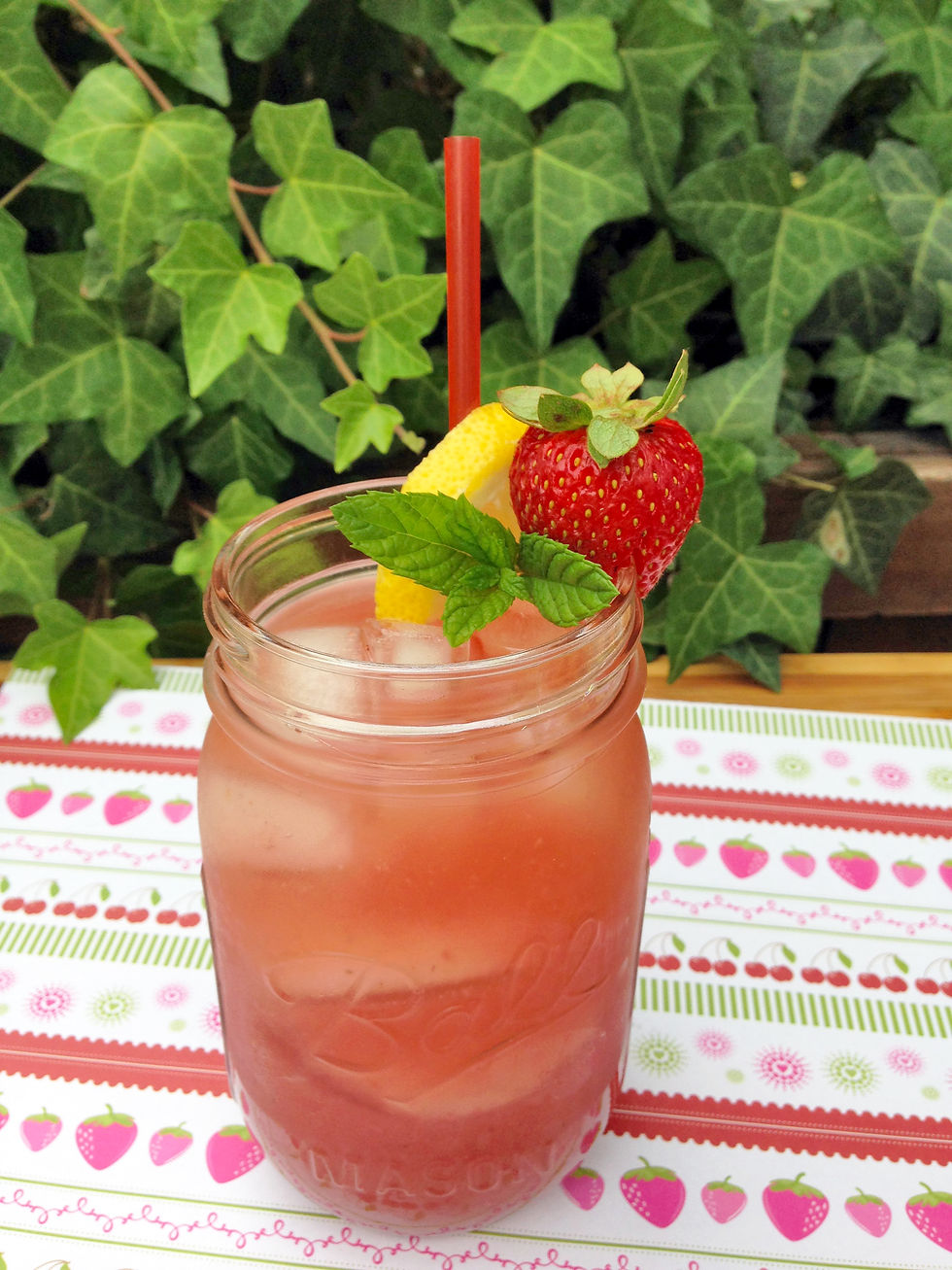 Strawberrywater.jpg