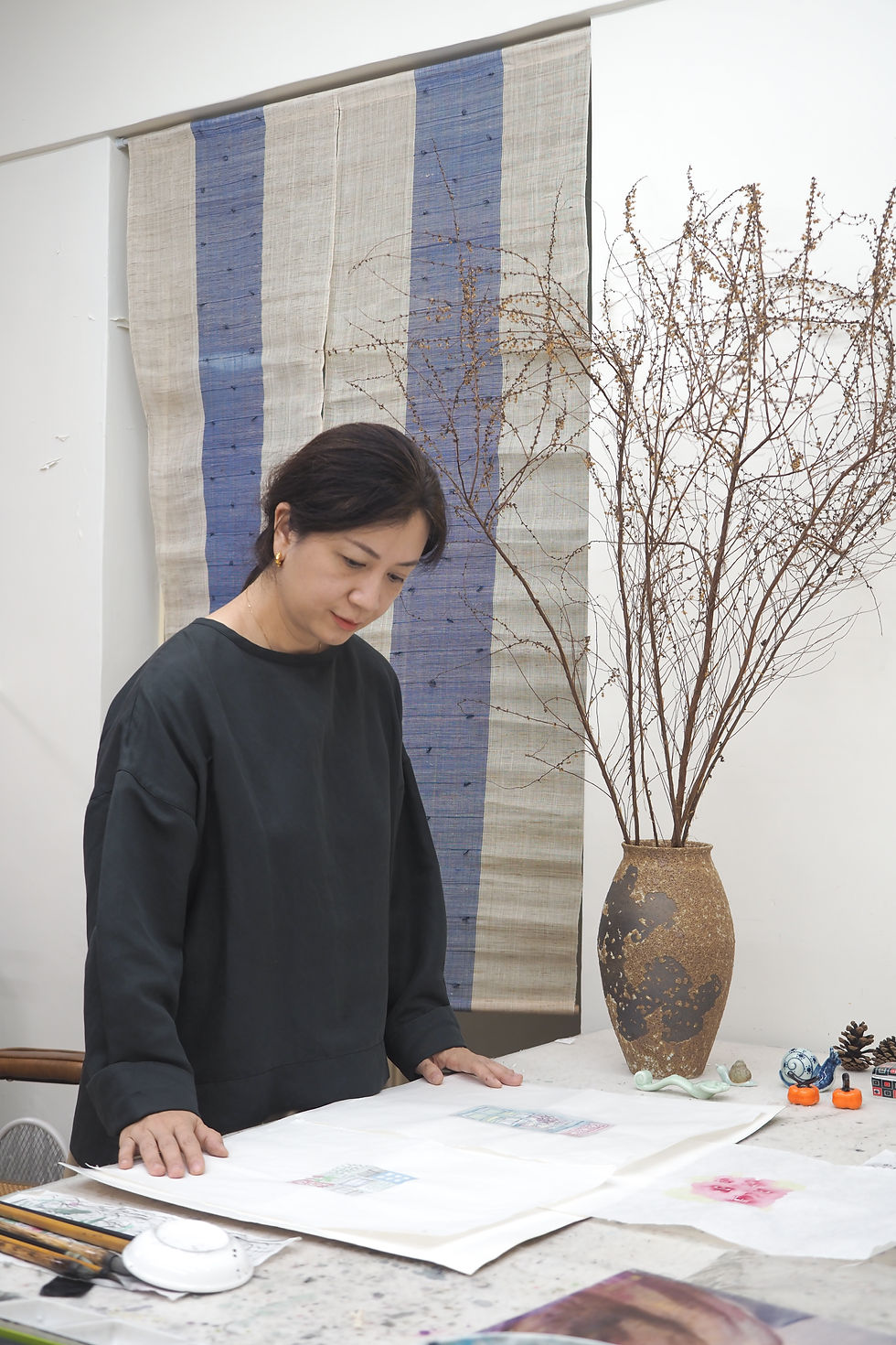 Exploring Identity and Memory: The Artistic Journey of Lu Shao Yi