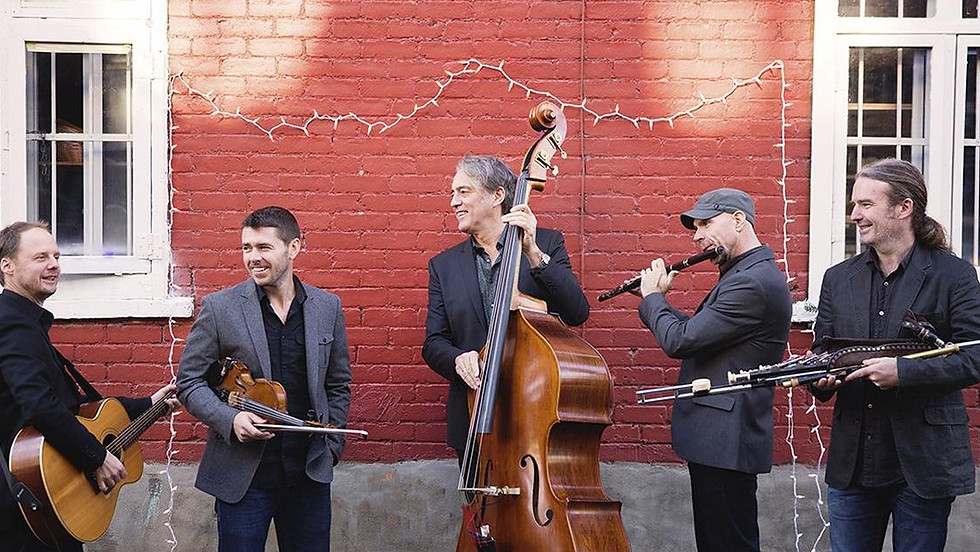 Lúnasa Presents: An Irish Christmas