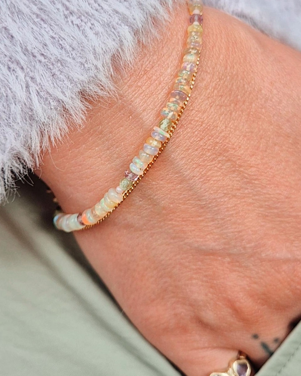 Thumbnail: Bracelet "Magical Opal"