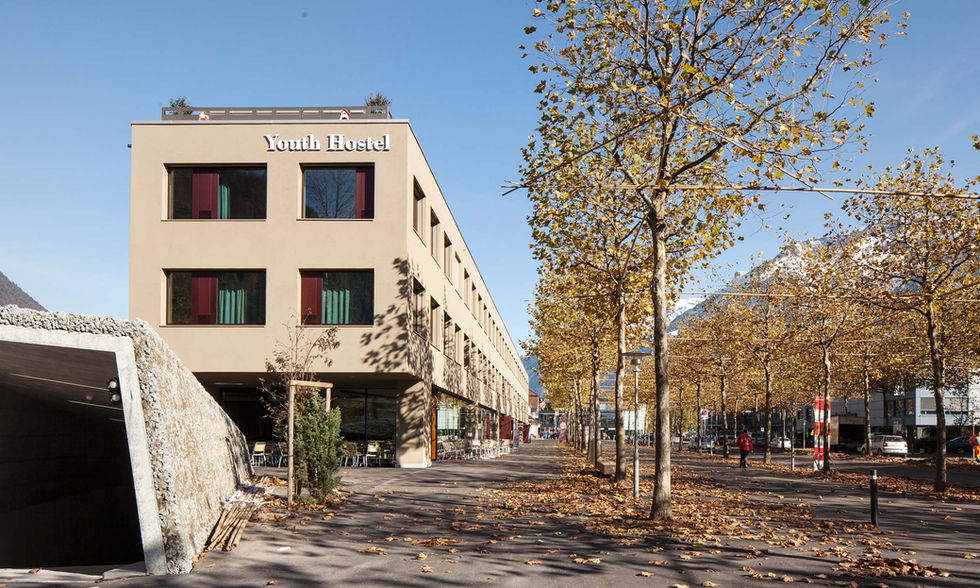 hms-architekten-ag-spiez-unterseen-jugendherberge-raiffeisen-interlaken-02