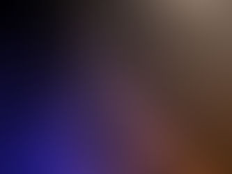 Un celador limpiando sobre un piso que dice "Caminos silenciosos". Es la portada de un podcast