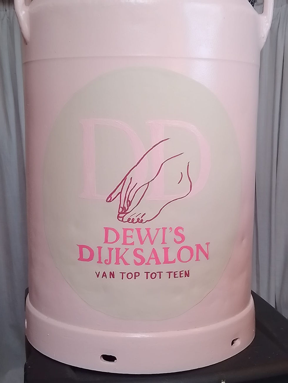 Logo op melkbus