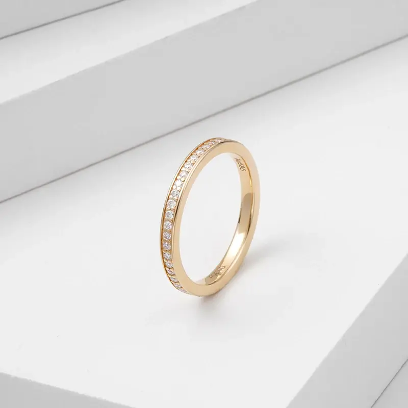 Miniatura: 14K Gold Wedding Band Ring with Lab Grown Moissanite