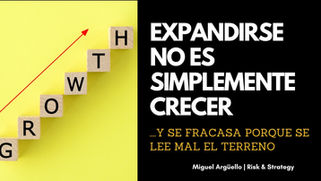 Una escalera que dice Growth, una flecha por encima que señala hacía arriba.  Al lado la frase Expandirse no es simplemente crecer.  Miguel Argüello 