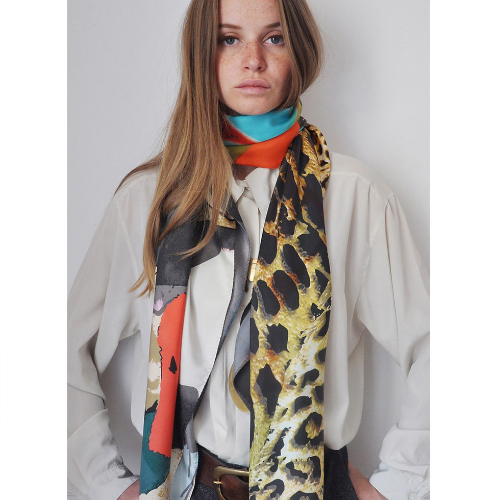 Thumbnail: 100% Silk Foulard - Panthere 140 x 140 cm Be Parisian Luxury fashion Karybu shop online