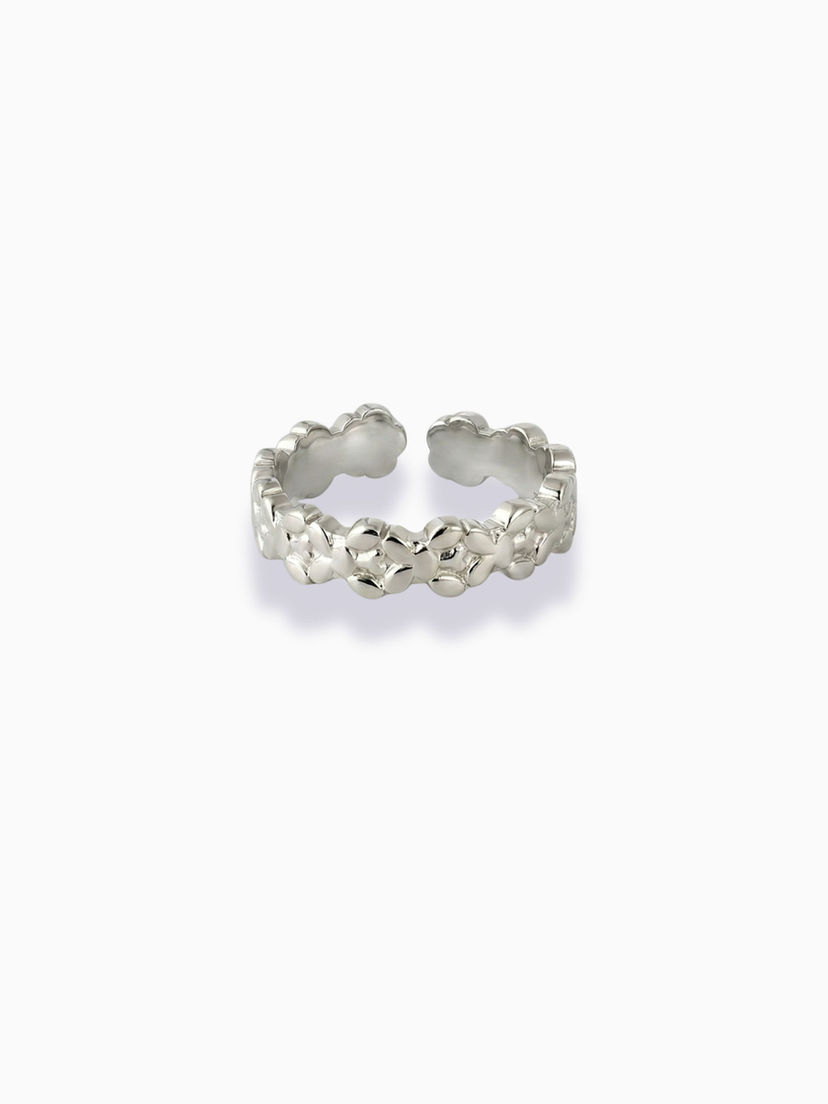 Silberner Flor Ring aus poliertem Edelstahl mit filigranem Blumen-Design und offener, verstellbarer Schiene.