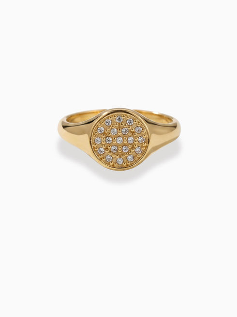 Amelia Ring mit Steinen aus Edelstahl in Gold, verstellbar. Klassisches Schmuckdesign von Sabibel.