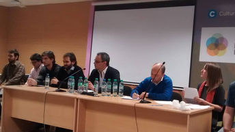 Debate de candidatos Jóvenes en la Ciudad de Córdoba.