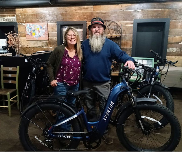 Aventon SPecs web pics.jpg